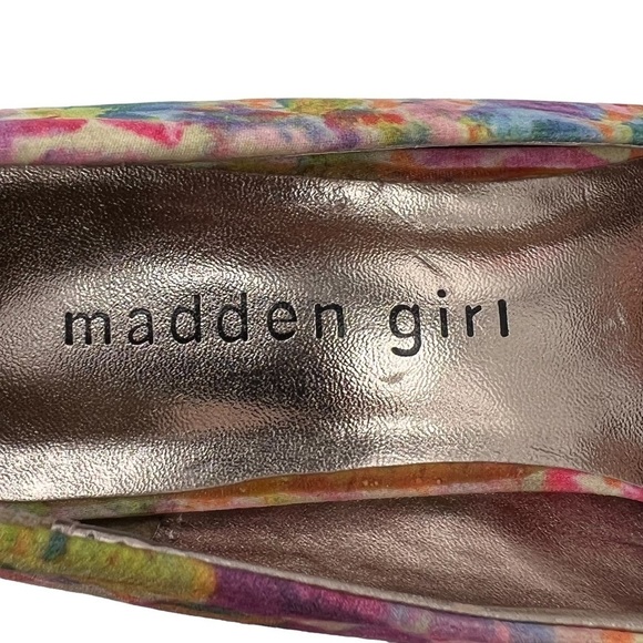 Madden Girl Pink Getta Floral Round Toe Platform Pumps Size 6 Women’s - Picture 2 of 8